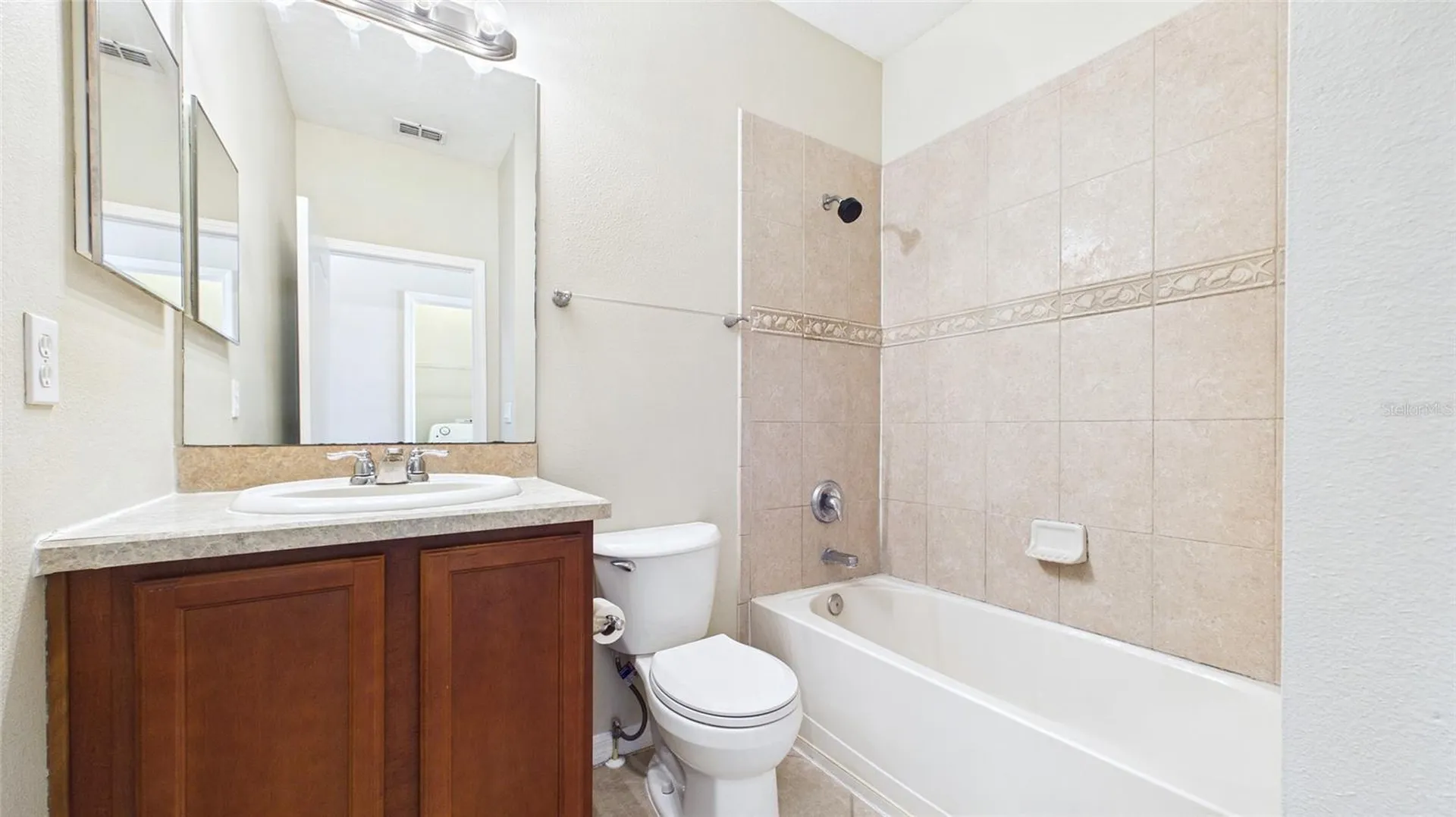 13128 Logan Captiva Lane Gibsonton FL 33534