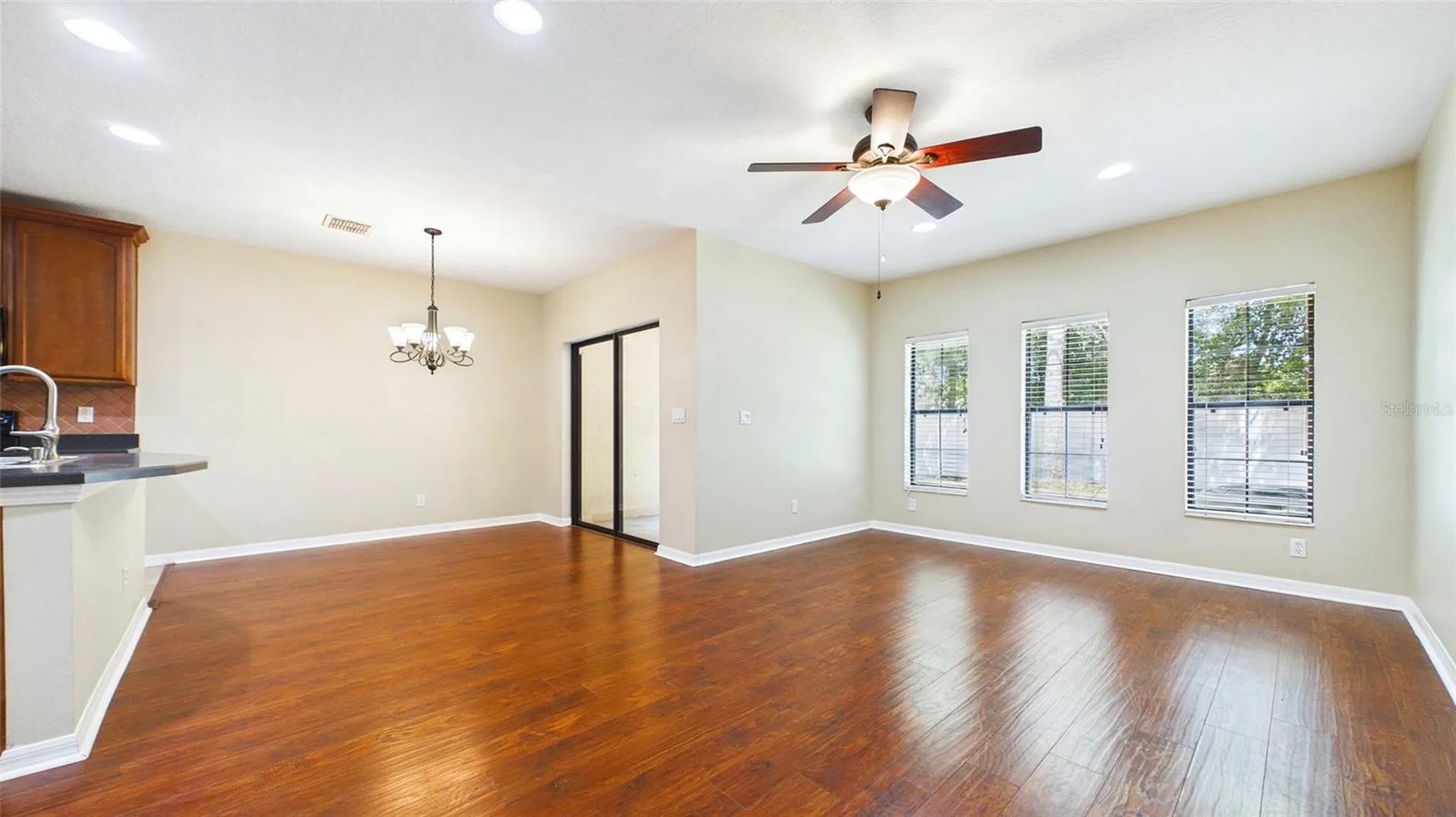 13128 Logan Captiva Lane Gibsonton FL 33534