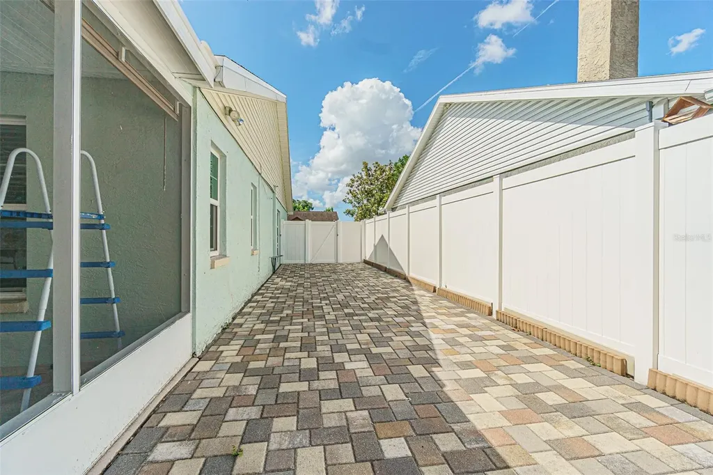 7601 Limebury Court Tampa FL 33625