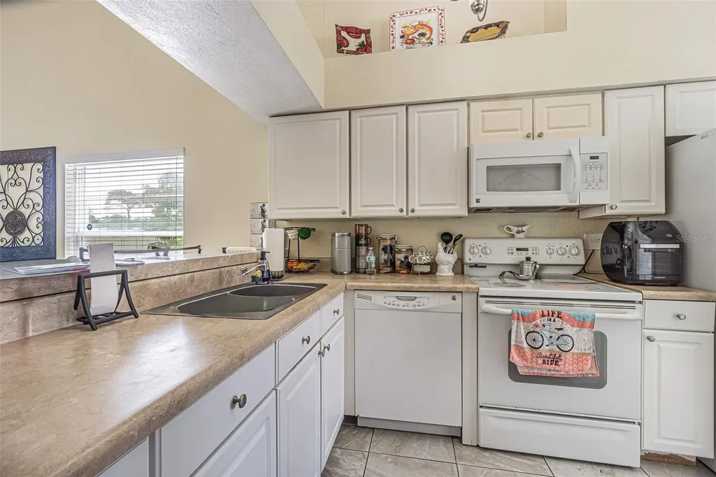 7601 Limebury Court Tampa FL 33625