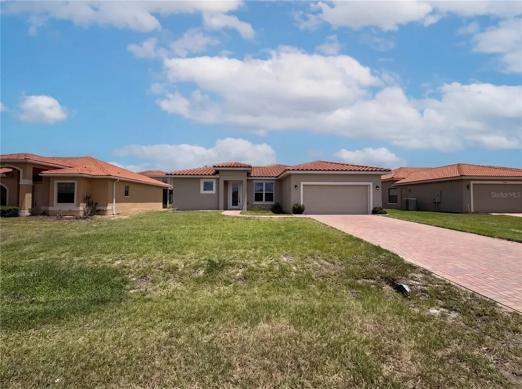 446 Cinnamon Drive Kissimmee FL 34759