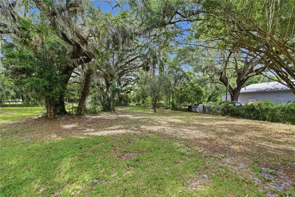 13122 E Highway 316 Fort Mc Coy FL 32134