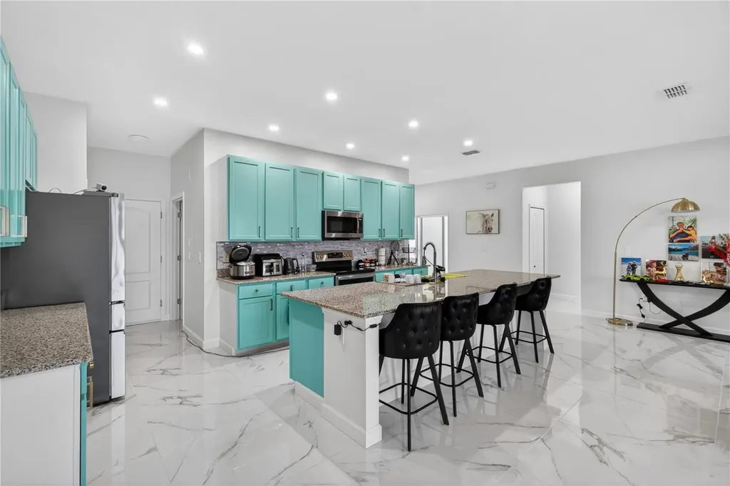 2530 Sand Gables Trail Bradenton FL 34208