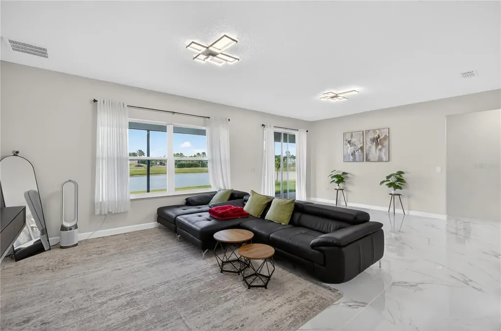2530 Sand Gables Trail Bradenton FL 34208