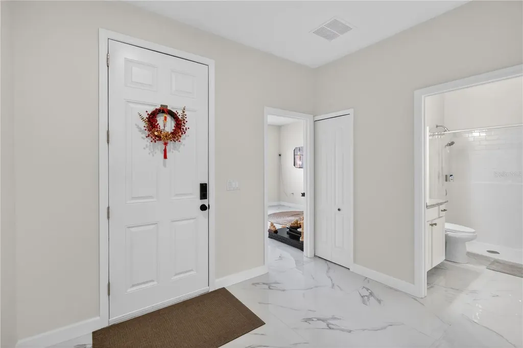 2530 Sand Gables Trail Bradenton FL 34208