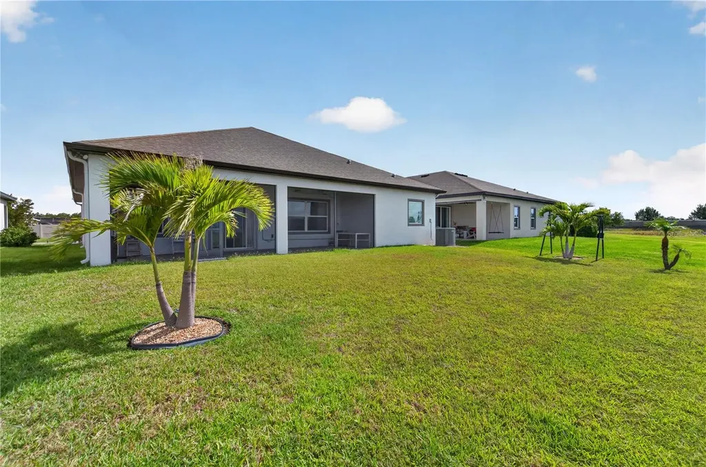 2530 Sand Gables Trail Bradenton FL 34208