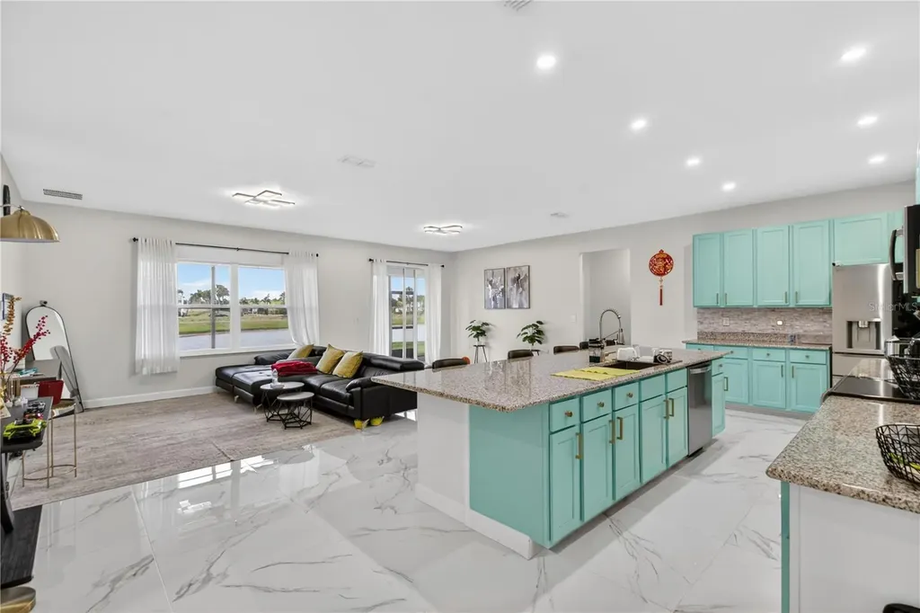 2530 Sand Gables Trail Bradenton FL 34208