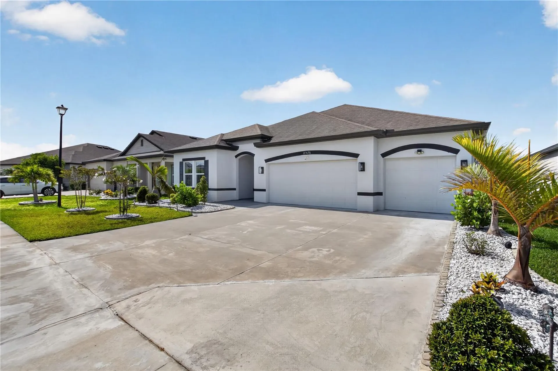 2530 Sand Gables Trail Bradenton FL 34208