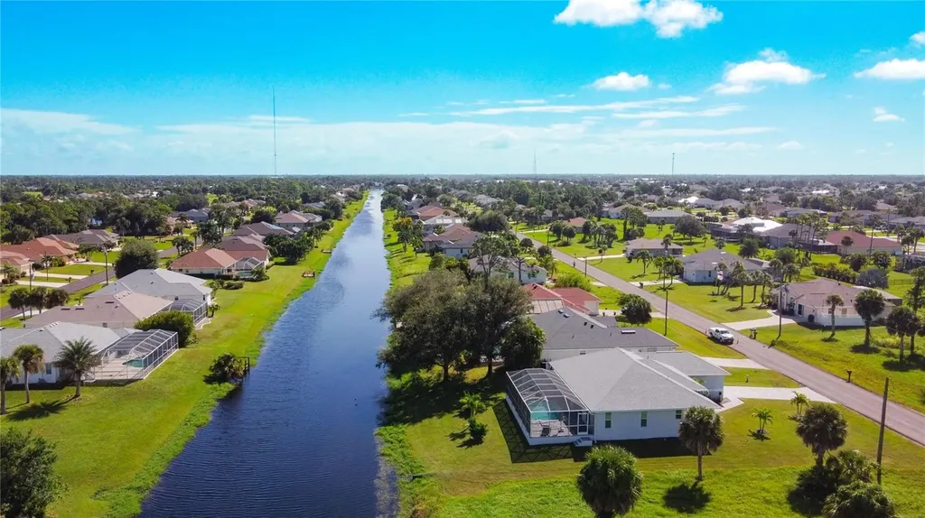 202 Long Meadow Lane Rotonda West FL 33947