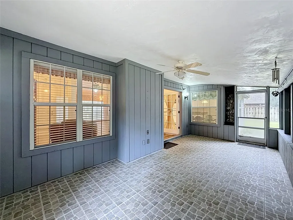 3550 NW 46th Terrace Gainesville FL 32606