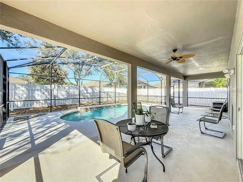 9855 Secret Cove Lane Orlando FL 32832