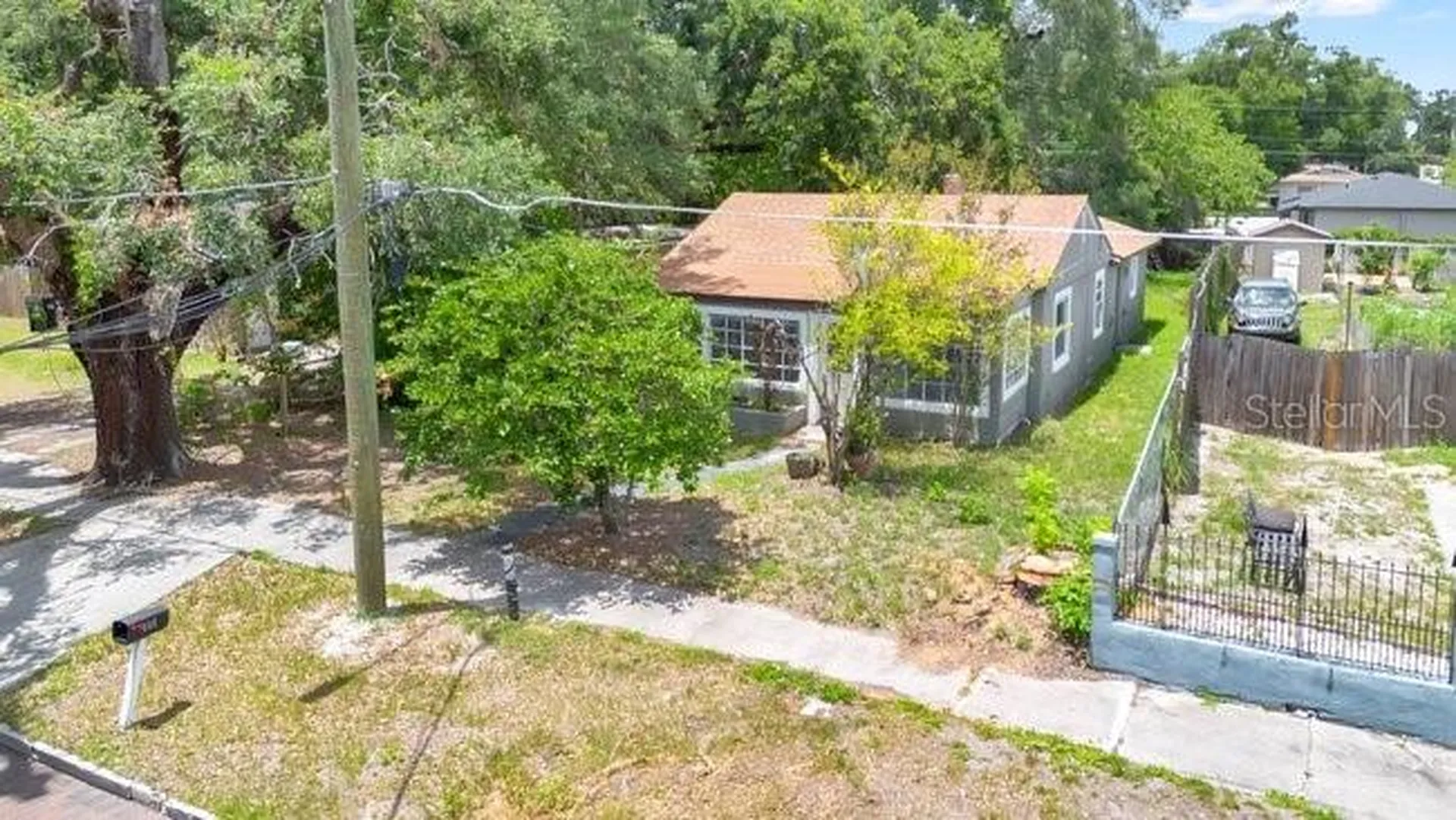 619 Grand Street Orlando FL 32805