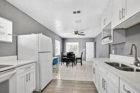 619 Grand Street Orlando FL 32805