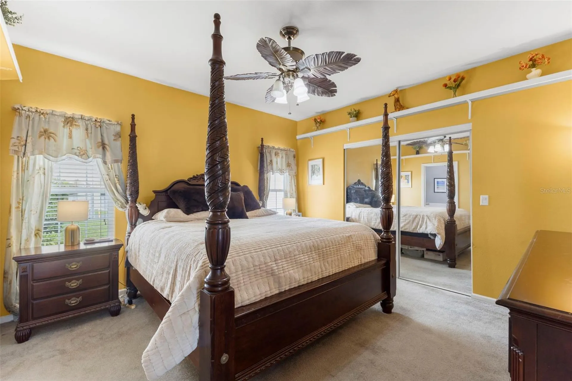 124 Americana Court NE St Petersburg FL 33702