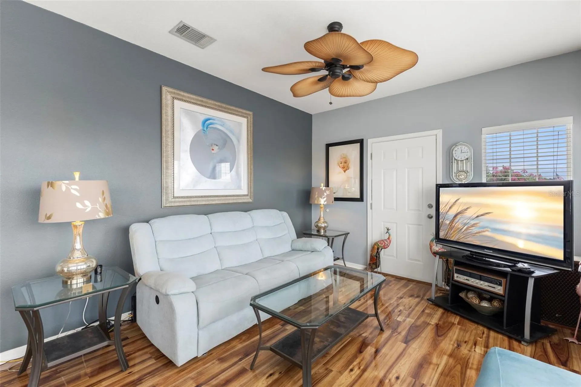 124 Americana Court NE St Petersburg FL 33702