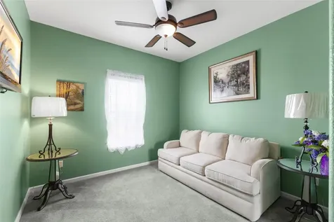 124 Americana Court NE St Petersburg FL 33702