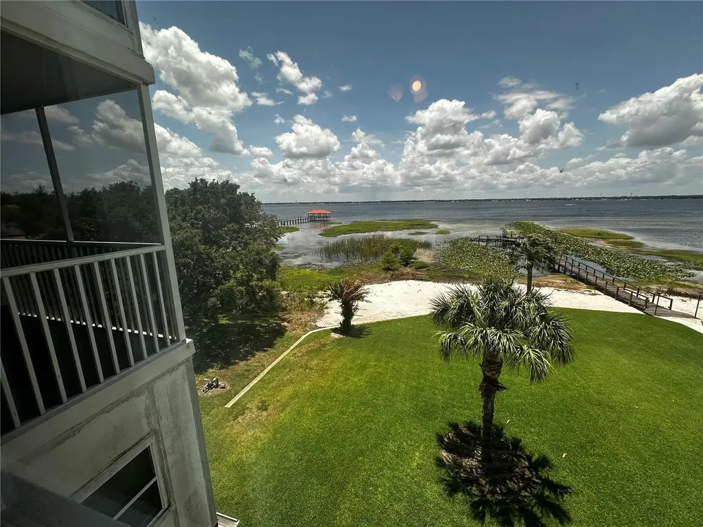 2131 Lakeview Drive Sebring FL 33870