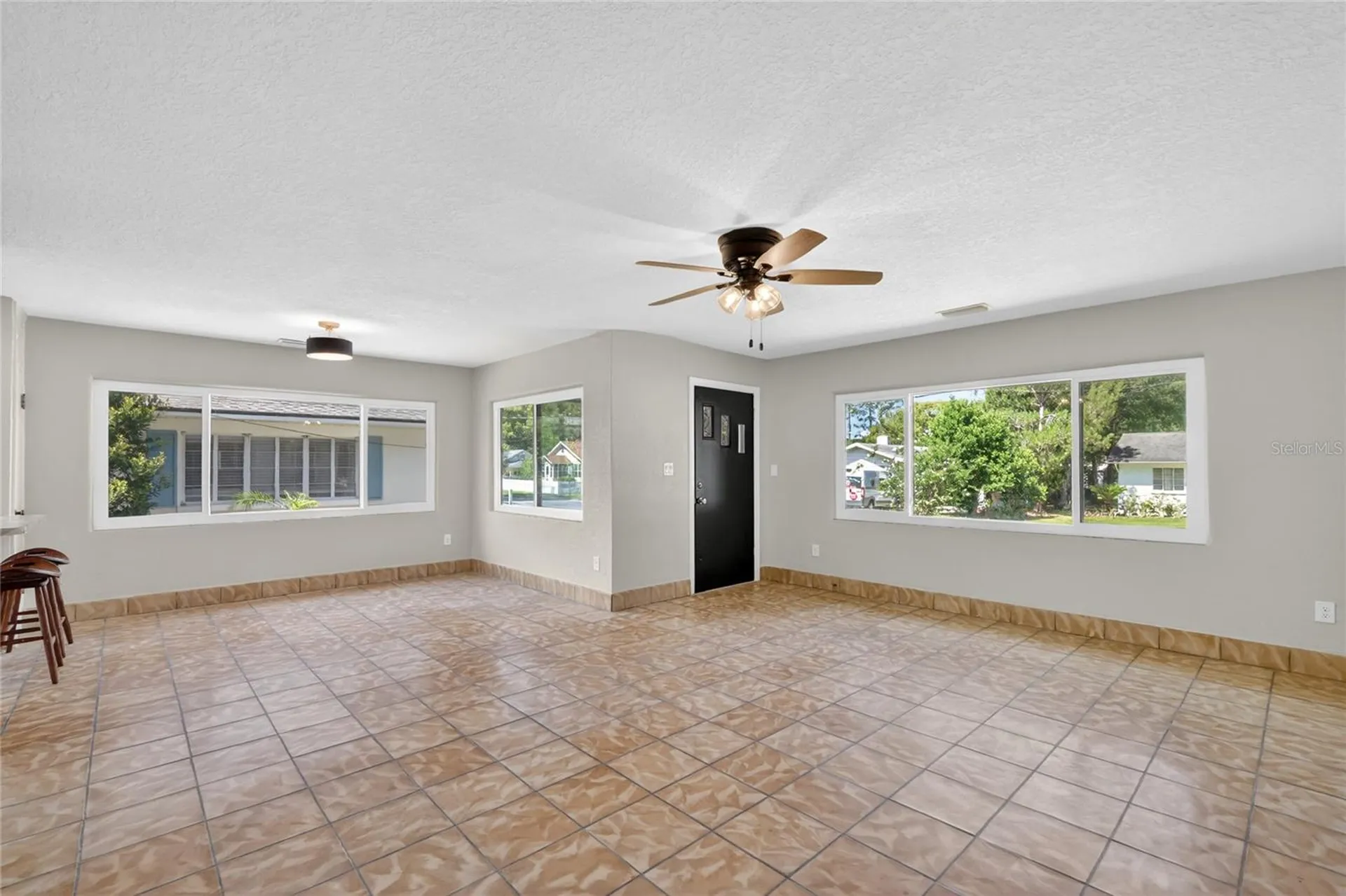 1012 N Baker Street Mount Dora FL 32757
