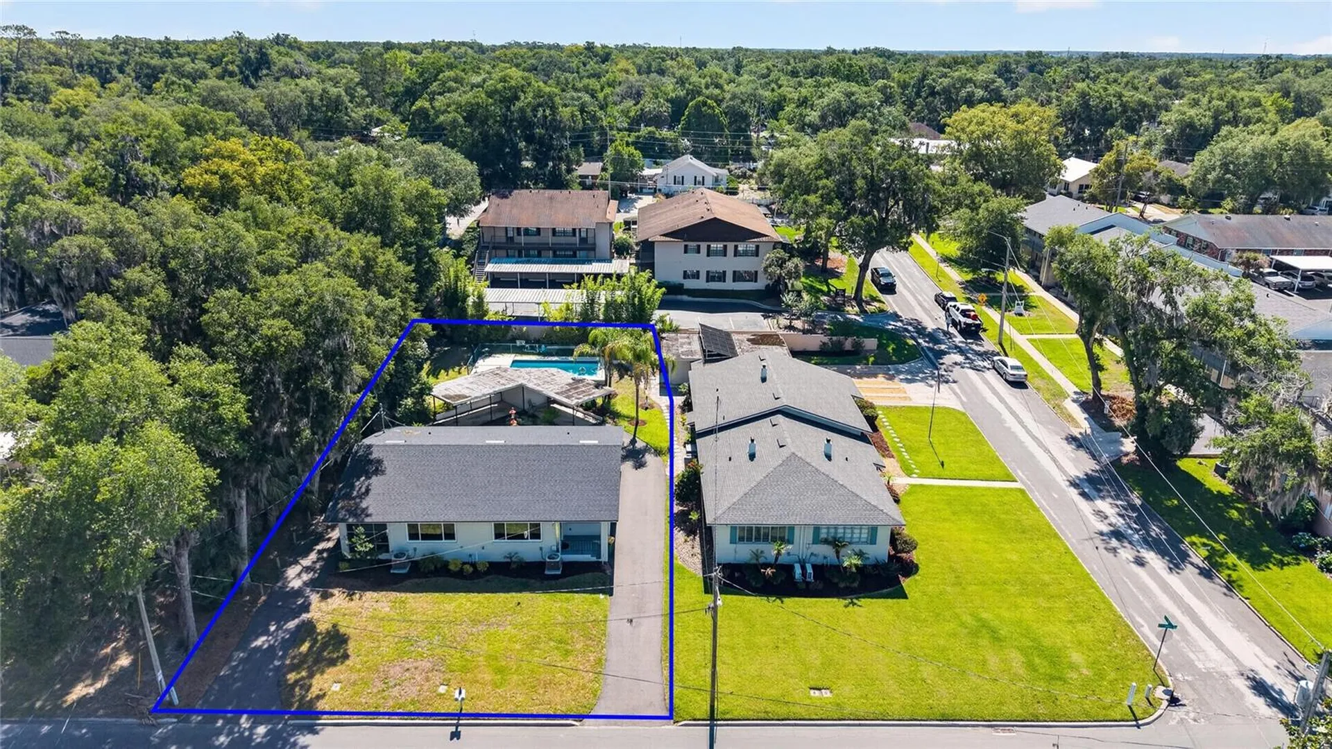 1012 N Baker Street Mount Dora FL 32757