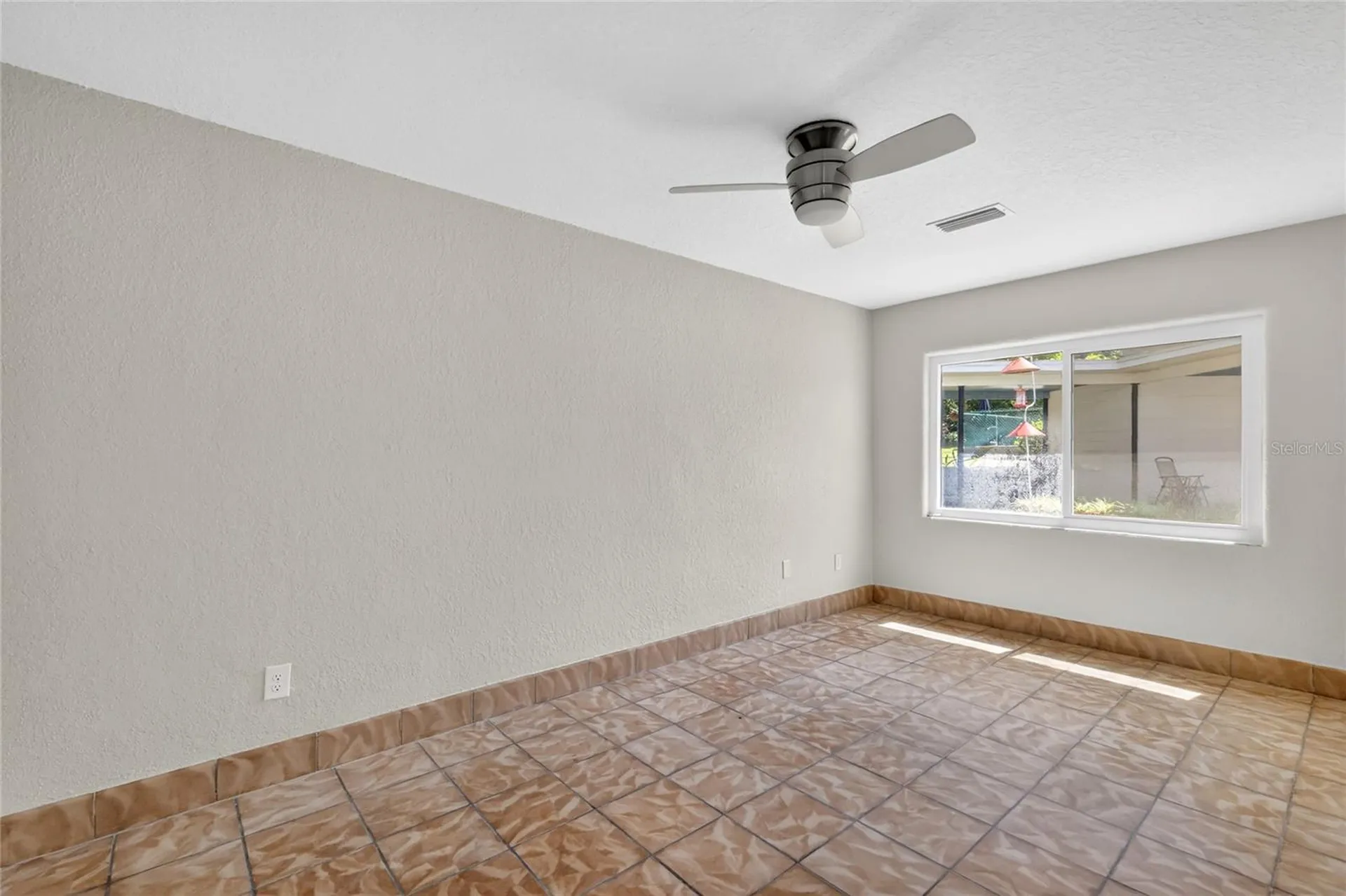 1012 N Baker Street Mount Dora FL 32757