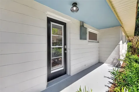 1012 N Baker Street Mount Dora FL 32757