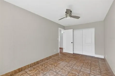 1012 N Baker Street Mount Dora FL 32757