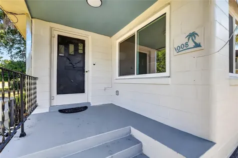 1012 N Baker Street Mount Dora FL 32757