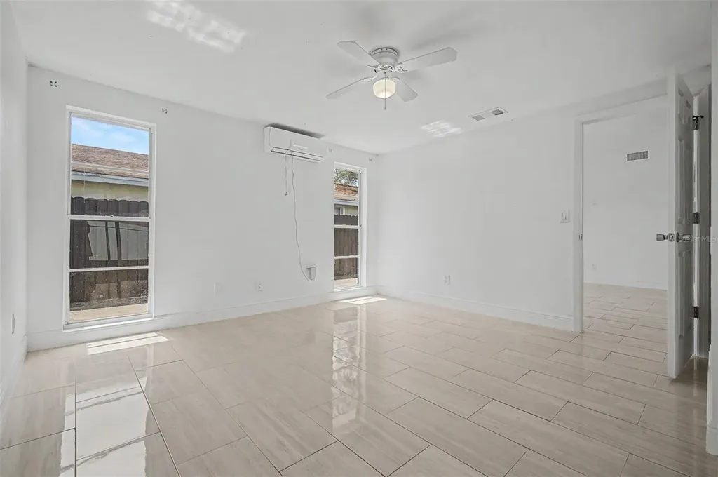 9212 Spy Glass Court Tampa FL 33615