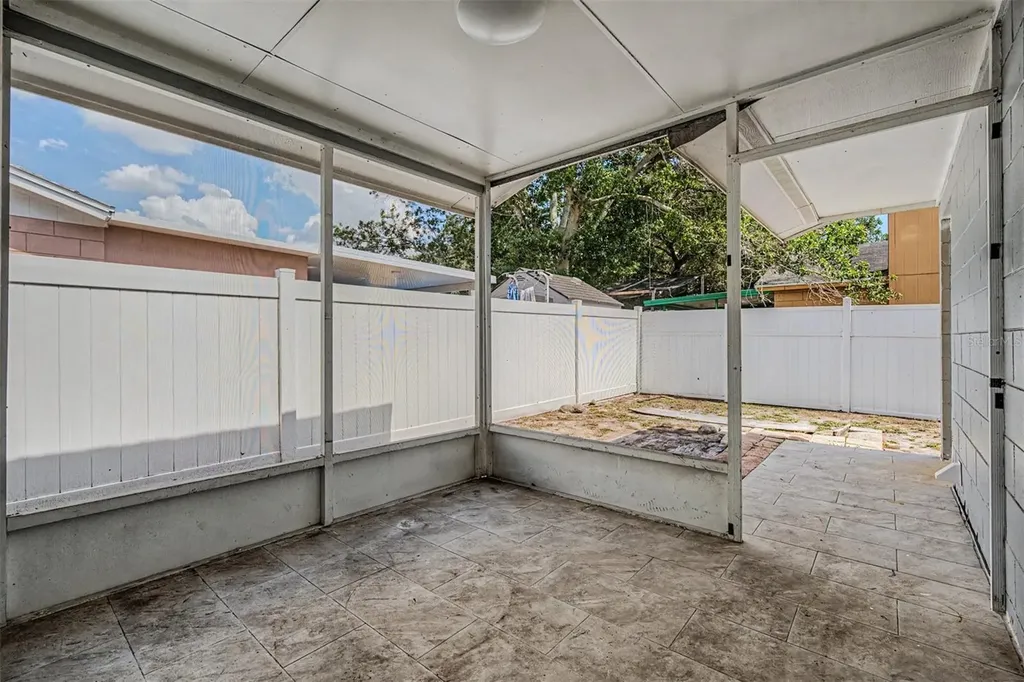 9212 Spy Glass Court Tampa FL 33615