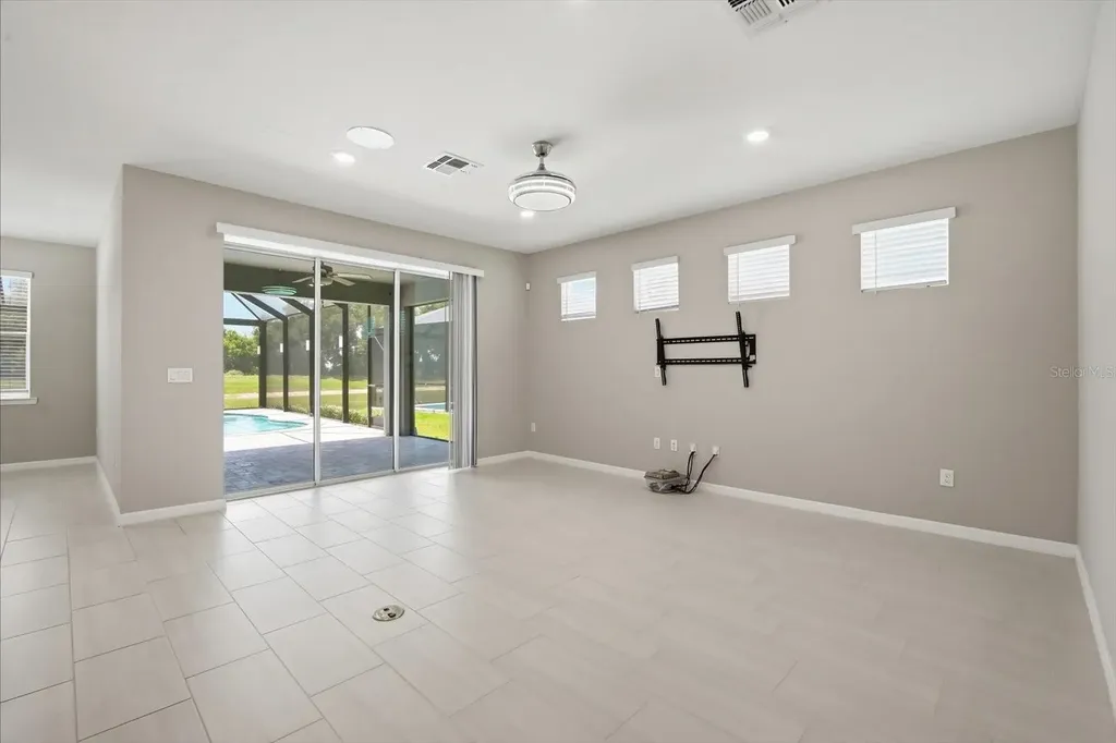9107 Rally Spring Loop Wesley Chapel FL 33545