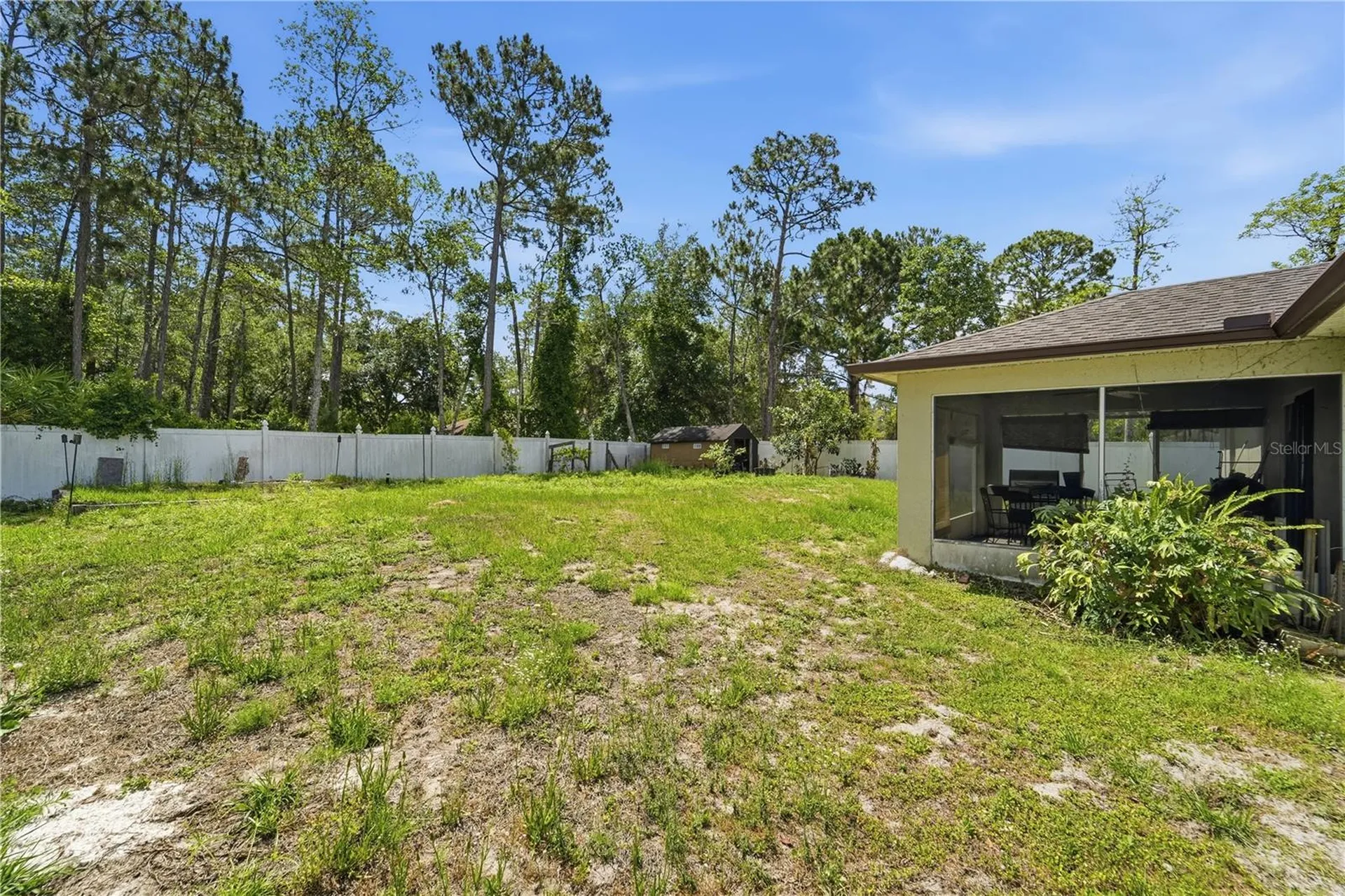 1675 10th Avenue Deland FL 32724