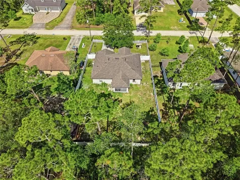 1675 10th Avenue Deland FL 32724