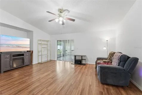1675 10th Avenue Deland FL 32724