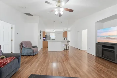 1675 10th Avenue Deland FL 32724