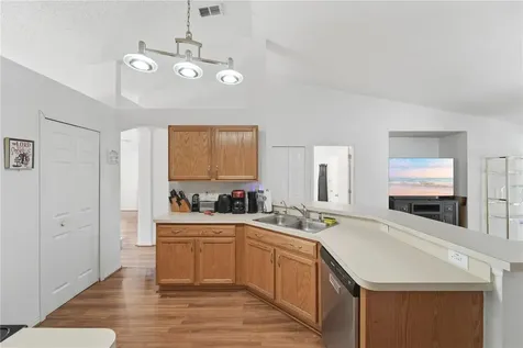 1675 10th Avenue Deland FL 32724