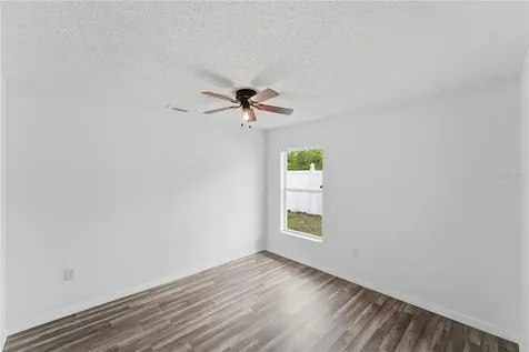 1675 10th Avenue Deland FL 32724
