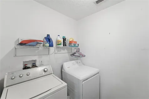 1675 10th Avenue Deland FL 32724