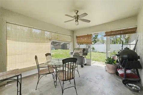 1675 10th Avenue Deland FL 32724