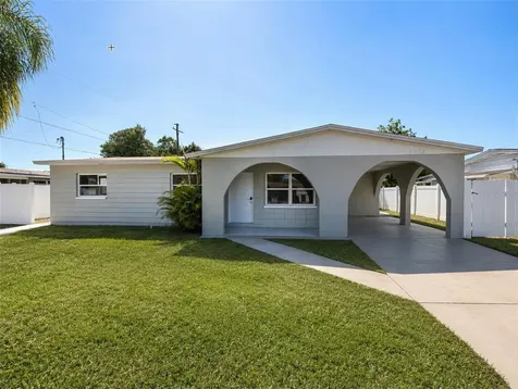 5612 Larimer Drive Tampa FL 33615