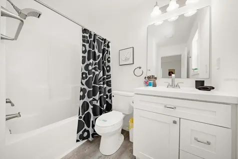 2375 Bahia Vista Street Sarasota FL 34239