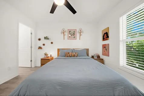 2375 Bahia Vista Street Sarasota FL 34239