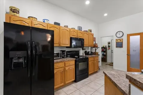569 NW 40th Avenue Bell FL 32619
