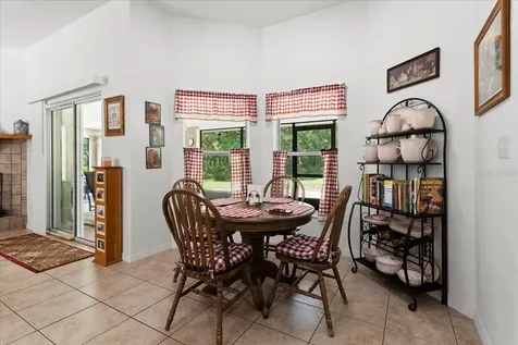 569 NW 40th Avenue Bell FL 32619