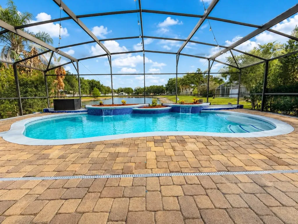 513 Darkwood Avenue Ocoee FL 34761