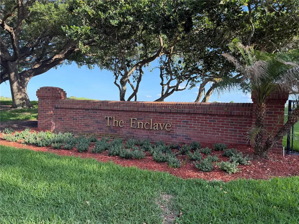 459 Enclave Place Lakeland FL 33803