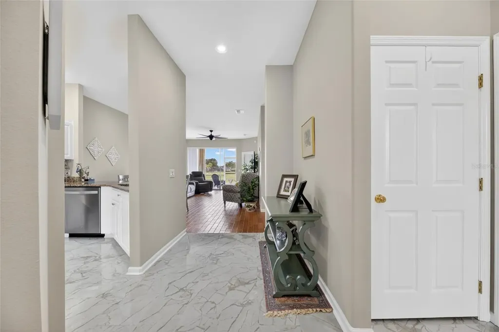 459 Enclave Place Lakeland FL 33803