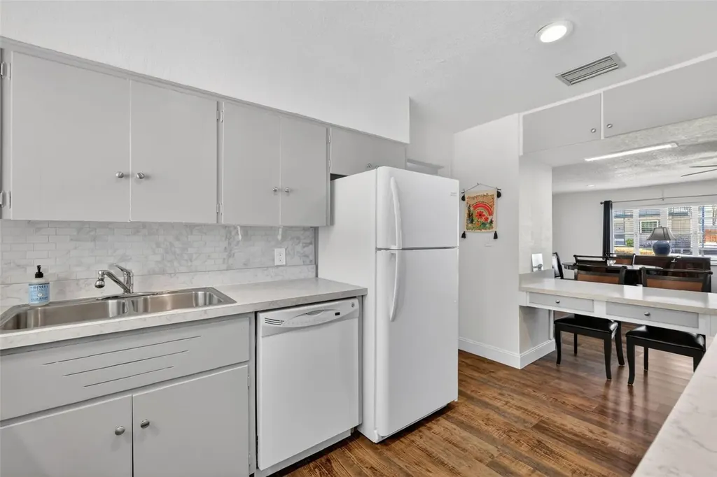 205 E 10th Avenue Mount Dora FL 32757