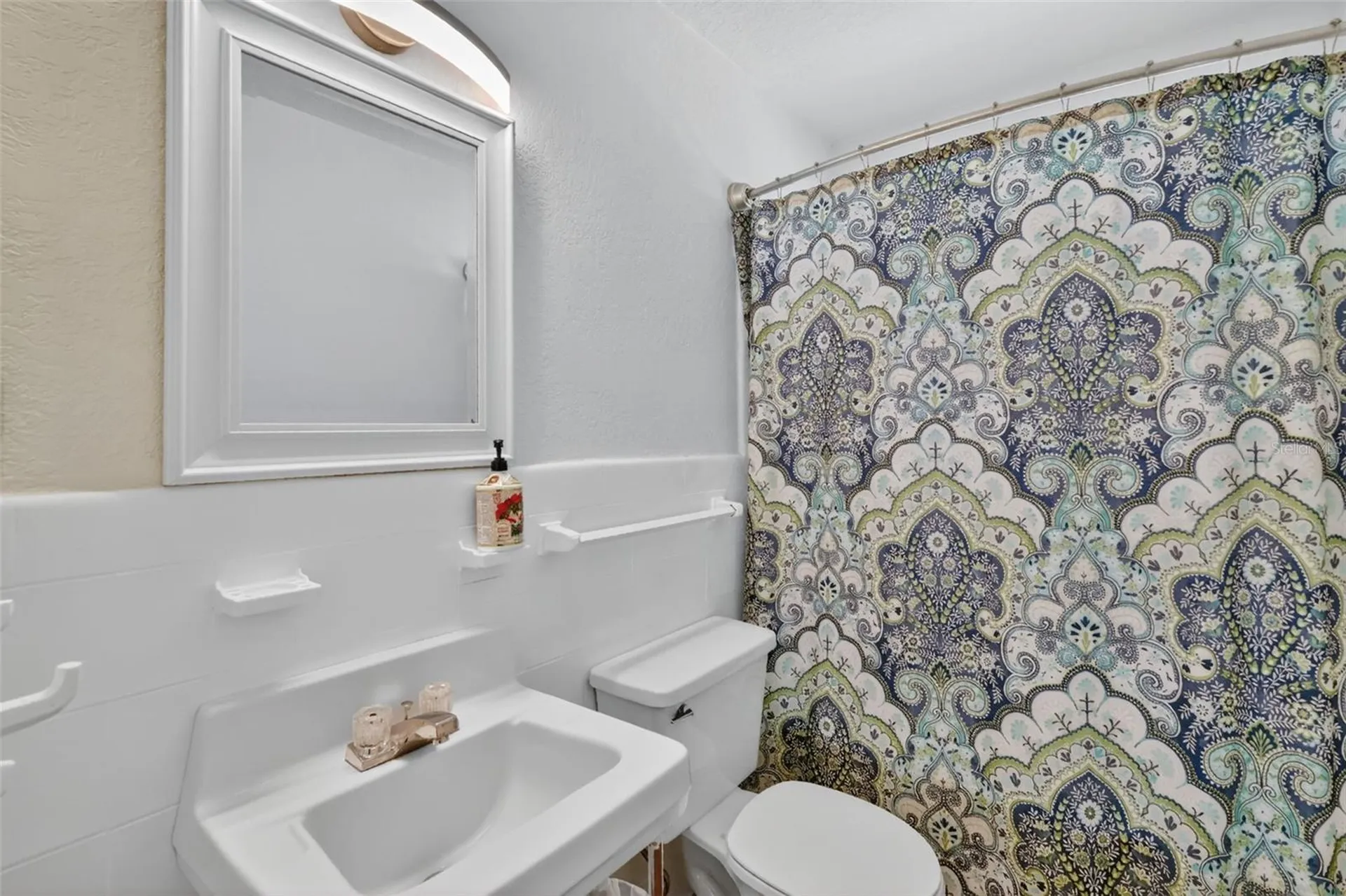 205 E 10th Avenue Mount Dora FL 32757