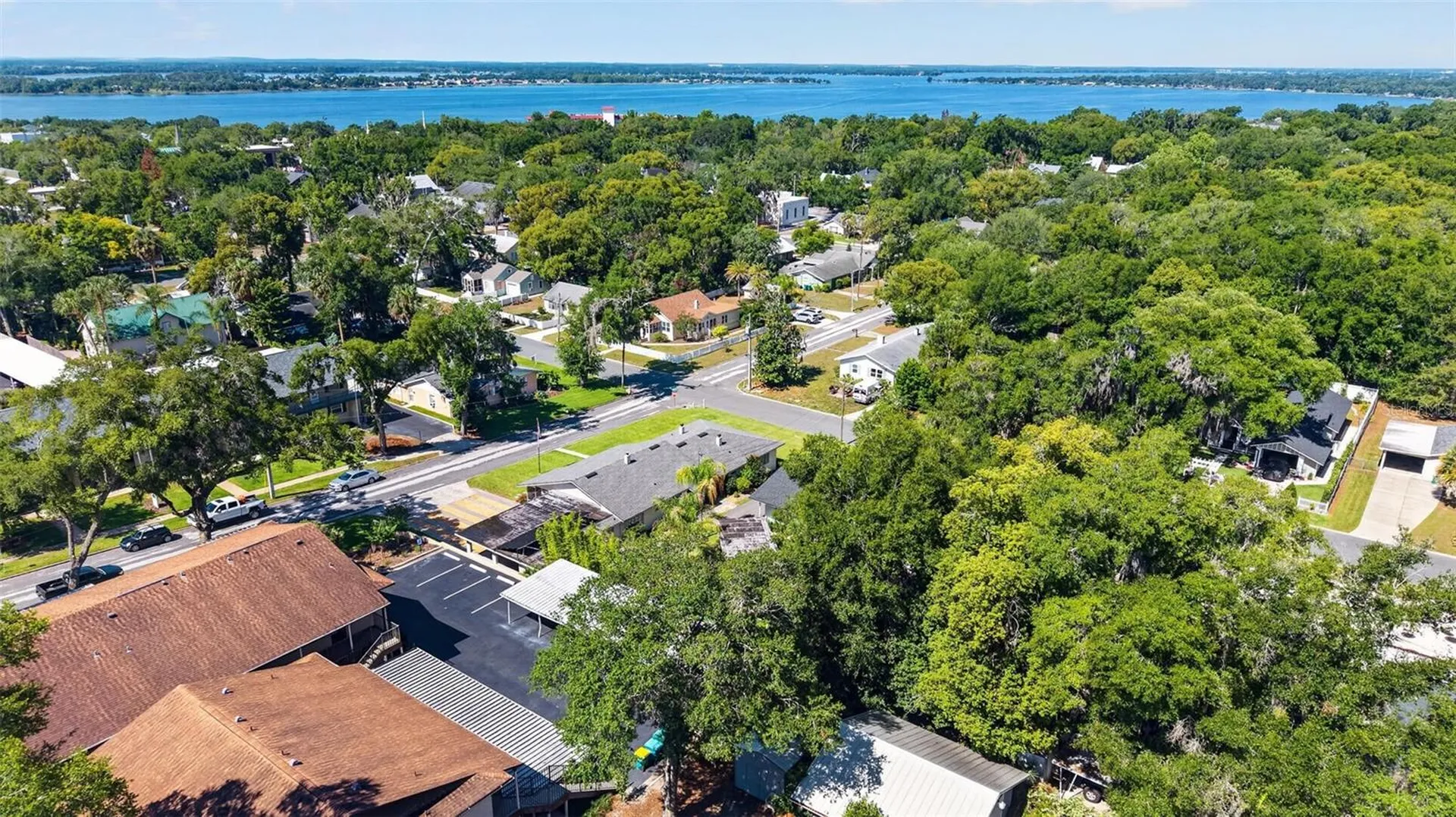 205 E 10th Avenue Mount Dora FL 32757
