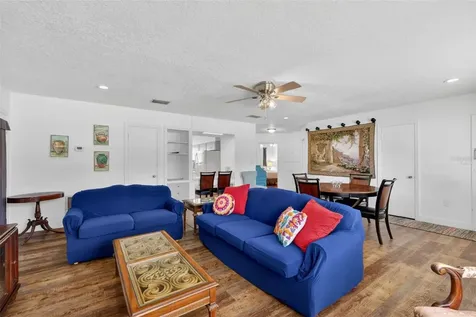 205 E 10th Avenue Mount Dora FL 32757